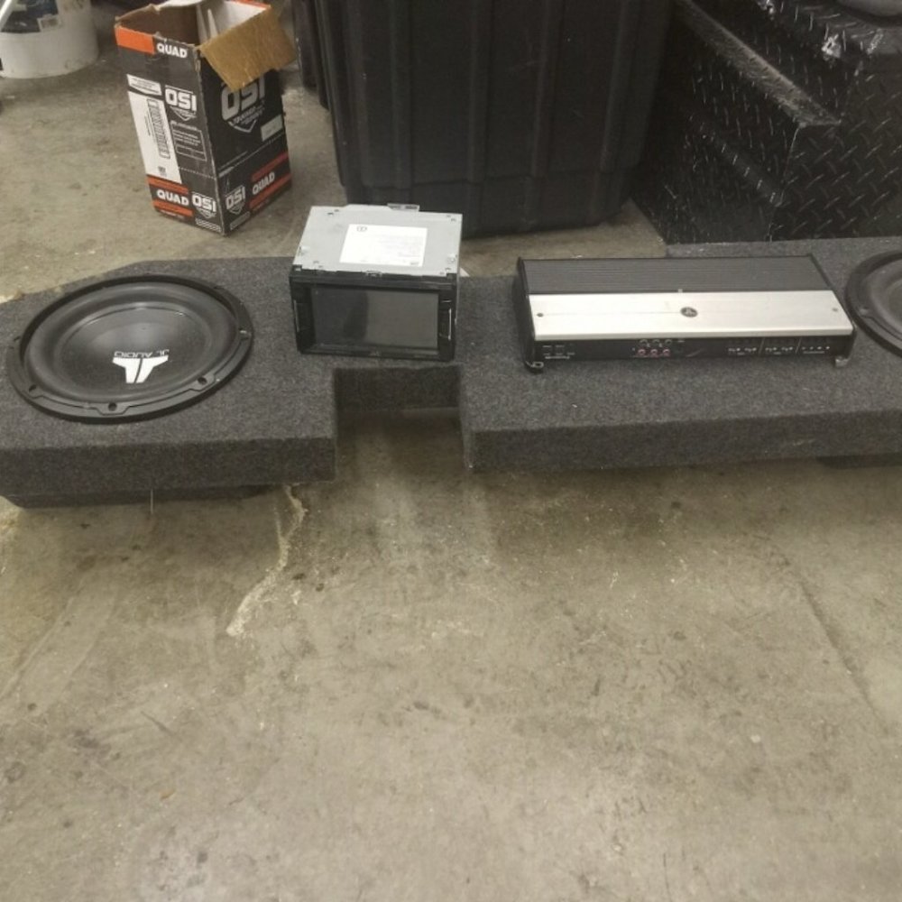Car stereo system